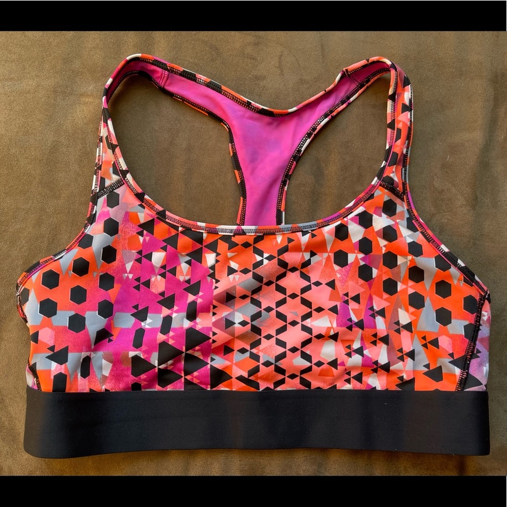 NWOT The Player by Victoria’s Secret VS Sport Bra Work Out Top L